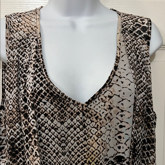 Halo V-Neck Snake Print Blouse Size: L EUC ❤️ - Picture 2 of 9